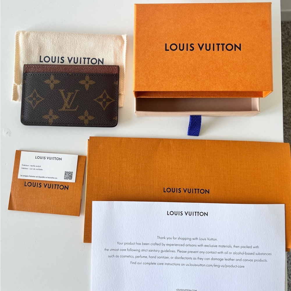 Louis Vuitton Monogram Card Holder